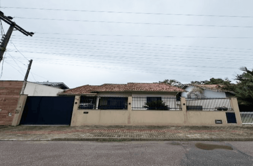 Foto 2 de 5: Casa em leilão em Brusque - SC, bairro Limoeiro — Casa | Brusque/SC