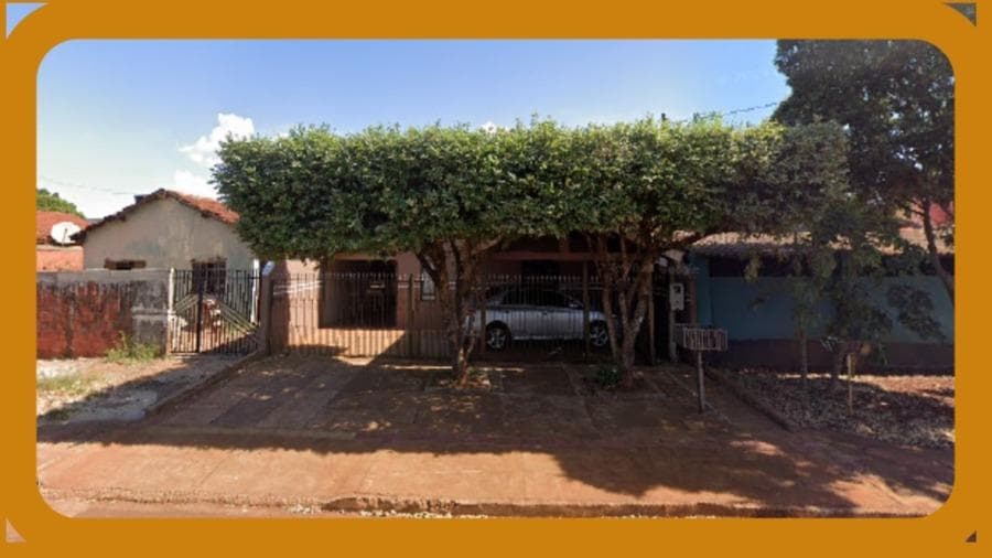 Casa em leilão em Dourados - MS — Casa residencial erguida sobre o lote de terreno nº 18, da Quadra nº 16, situada na Rua Antônio Elias, nº 1205, Jardim Marcia, Dourados/MS. Com área total de 220,00 m² e área construída de 101,20 m².