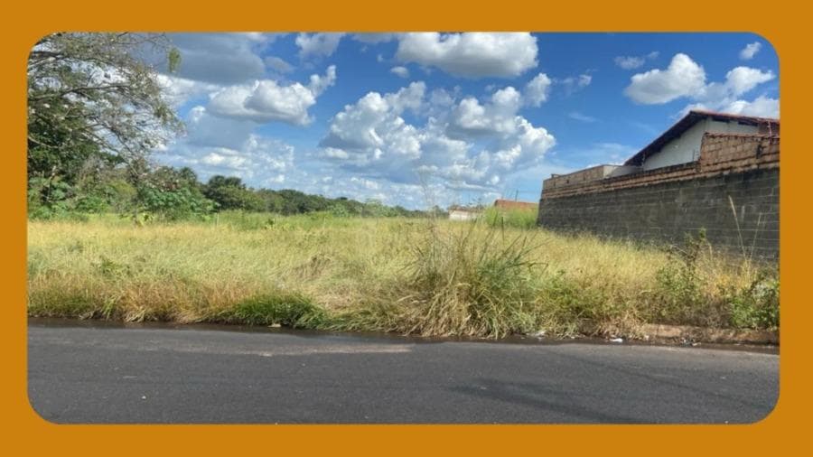 Terreno em leilão em Maceió - AL — LOTE DE TERRENO Nº 05, NA QUADRA A, NA RUA EM PROJETO, NO LOTEAMENTO SOBRAL, BAIRRO DO PRADO, MACEIO/AL. MEDINDO 12,00M DE FRENTE E FUNDOS, POR 30,00M DA FRENTE AOS FUNDOS EM AMBOS OS LADOS
