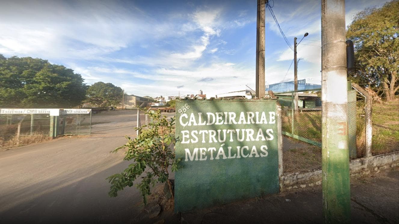 Comercial em leilão em Varginha - MG — Av. Cel. José Francisco Coelho, s/n (ao lado do nº 985), B. Industrial JK.
