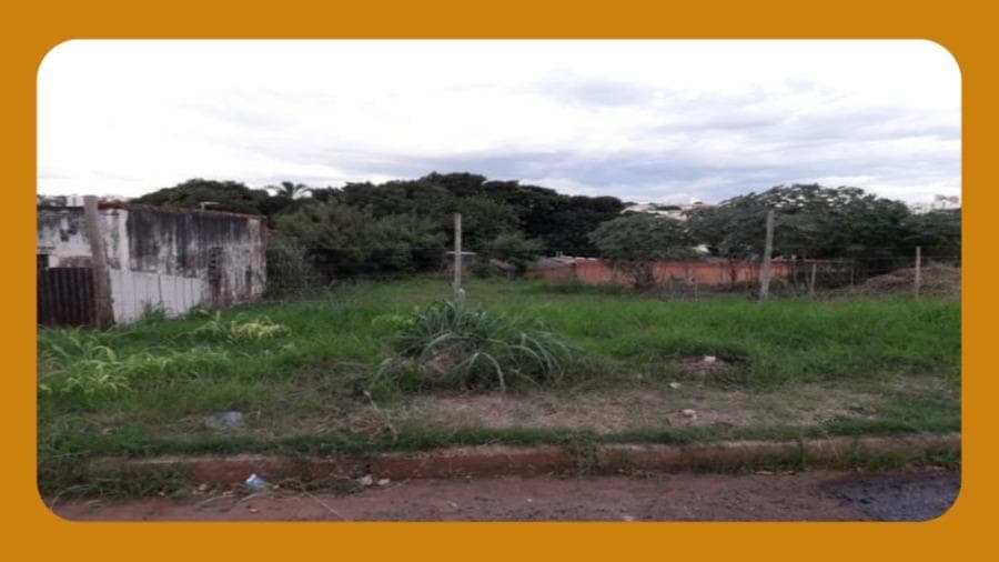 Foto 1 de 2: Terreno em leilão em Peruíbe - SP, bairro Peruíbe — -    LOTE DE TERRENO Nº 01, DA QUADRA 23, DA ESTÂNCIA LEÃO NOVAES, SITUADO COM A ÁREA TOTAL DE 11.000M², O IMÓVEL TEM FRENTE COM A RUA 01, EM PERUÍBE ¿ SP.--