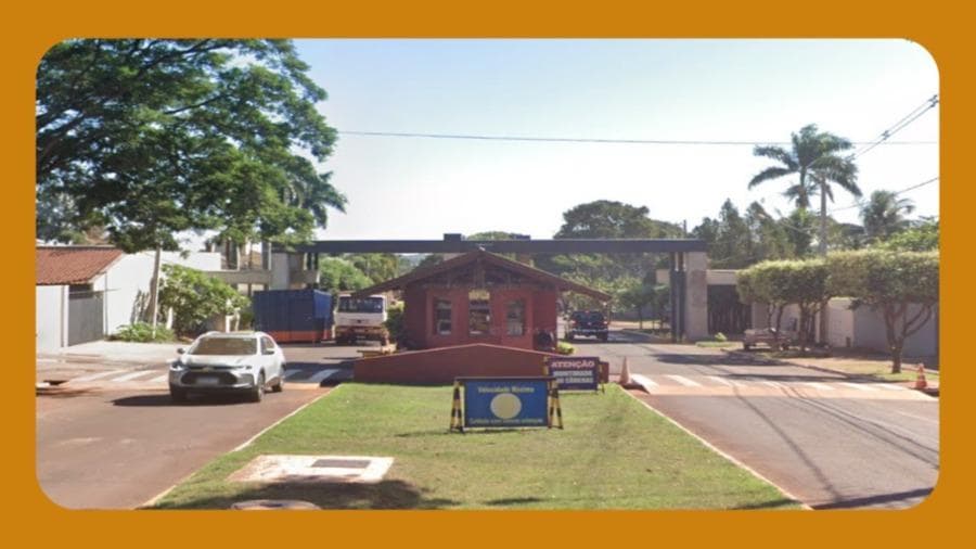 Foto 1 de 2: Imóvel em leilão em Dourados - MS, bairro Portal de Dourados — 50% DO IMÓVEL RESIDENCIAL, LOCALIZADO NA RUA ALAMEDA DOS JEQUITIBÁS, Nº 85, PORTAL DE DOURADOS, DOURADOS/MS. ÁREA TOTAL DE 1.200,00 M² E ÁREA CONSTRUÍDA DE 309,70M².__