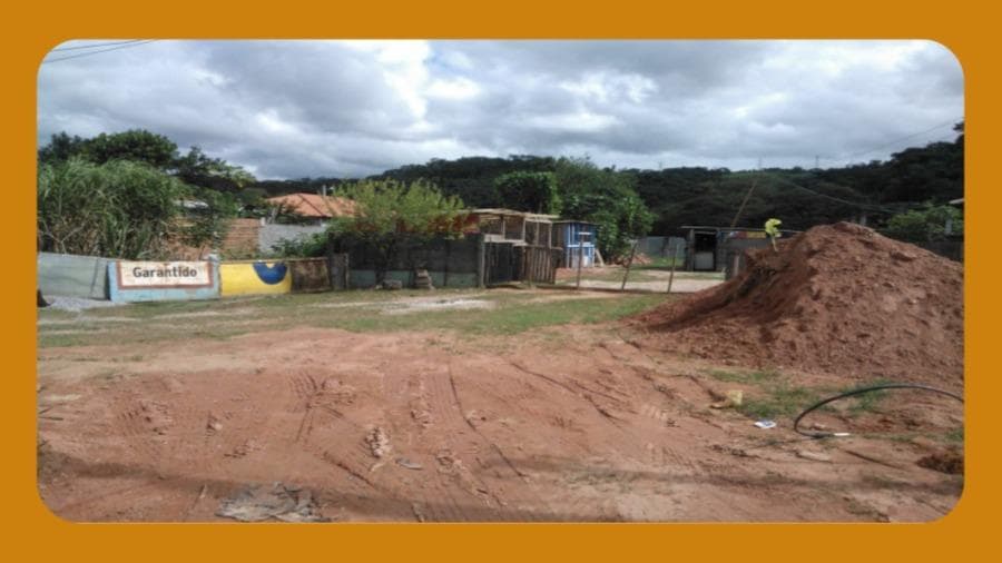 Foto 1 de 2: Terreno em leilão em Pirai - RJ, bairro Vale Verde — LOTE DE TERRENO N° 22 DA QUADRA C, LOCALIZADO NA RUA ARAUCÁRIA, BAIRRO VALE VERDE, PIRAI/RJ. ÁREA TOTAL DE 392,00 M². __