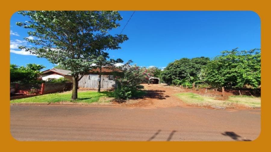 Foto 1 de 3: Terreno em leilão em Marialva - PR — LOTE DE TERRENO Nº 04, DA QUADRA 06, SITUADO NO MUNICÍPIO DE MARIALVA/PR. ÁREA TOTAL DE 750,00 M². SOBRE O TERRENO HÁ UMA CASA RESIDENCIAL EM MADEIRA COM 40,00 M² E AOS FUNDOS UM BARRACÃO COM 150,00 M². __