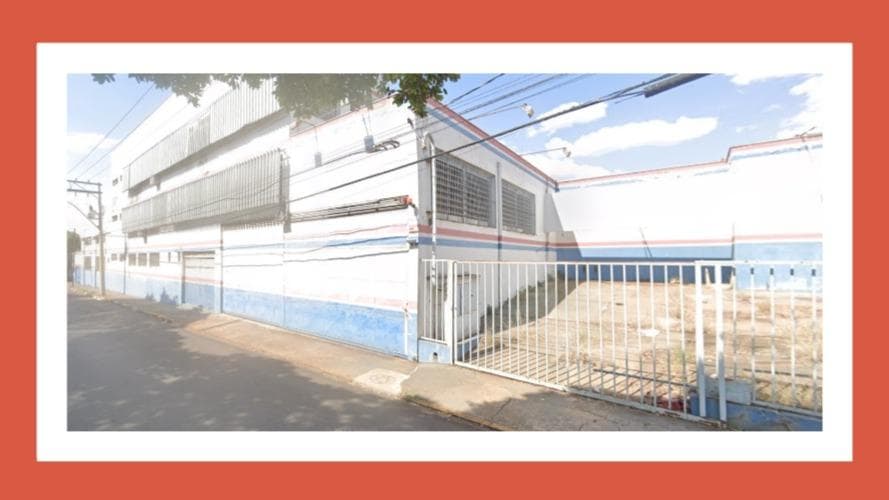 Foto 1 de 2: Comercial em leilão em Araraquara - SP — IMÓVEL COMPOSTO DAS MATRICULAS 16065, 41850, 57257, NA RUA CASTRO ALVES, Nº 1076 (ATUAL 1512), ARARAQUARA/SP. OS IMÓVEIS CONTÊM A ÁREA TERRITÓRIAL DE 2.617,50M² COM UM PRÉDIO COMERCIAL TENDO A ÁREA CONSTRUÍDA DE 3.106,41 M². __