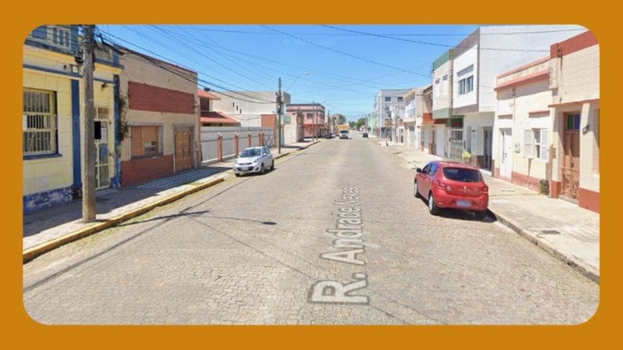 Foto 1 de 2: Imóvel em leilão em Rio Grande - RS, bairro Centro — IMÓVEL, SITUADO NA RUA ANDRADE NEVES N° 363, NO MUNICÍPIO DE RIO GRANDE/RS.__