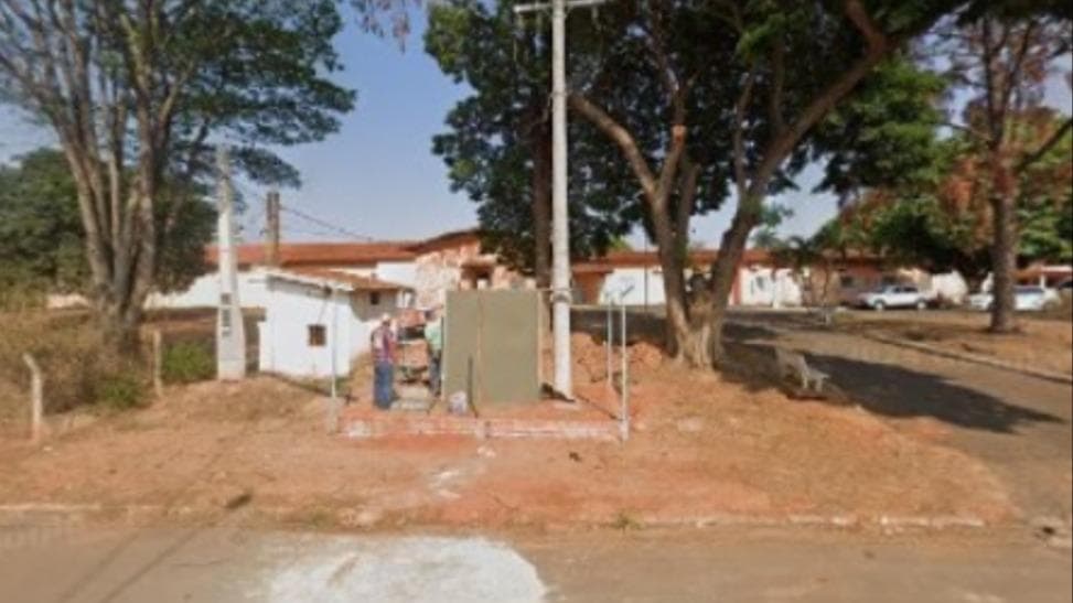 Comercial em leilão em Guarantã - SP, bairro Centro — Imóvel Comercial em Guarantã