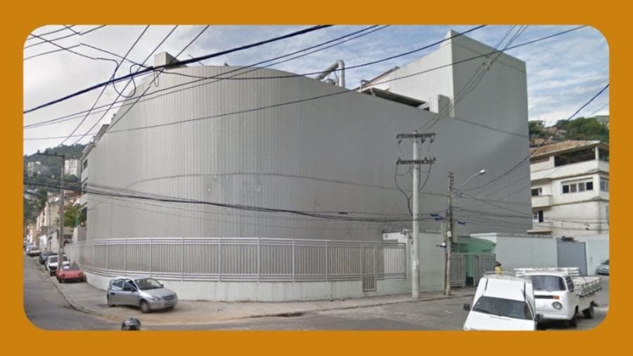 Foto 1 de 2: Comercial em leilão em Rio De Janeiro - RJ, bairro Catumbi — PRÉDIO COMERCIAL COM 04 PAVIMENTOS, LOCALIZADO NA RUA ELISEU VISCONTI N°05, CATUMBI, RIO DE JANEIRO/RJ, O IMÓVEL TEM UMA ÁREA DE 420 M² E ÁREA TOTAL CONSTRUÍDA DE 3.941 M².__