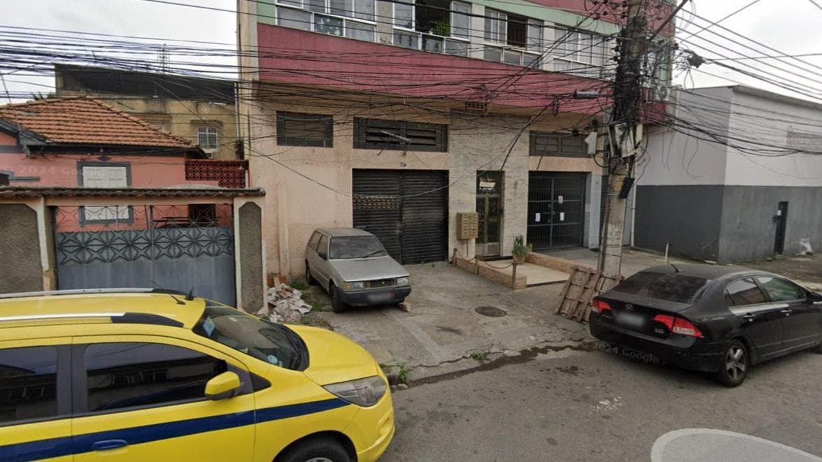 Foto 1 de 3: Comercial em leilão em Rio De Janeiro - RJ, bairro Ramos — LOJA EM RAMOS, RIO DE JANEIRO / RJ