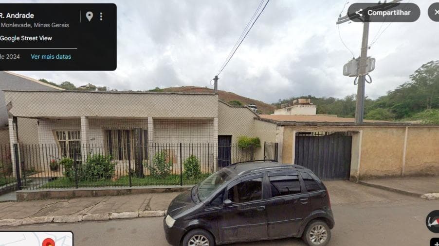 Comercial em leilão em João Monlevade - MG, bairro Carneirinhos — Galpao com  2.192,04 m2 na Rua do Andrade, bairro Carneirinhos, João Monlevade/MG.