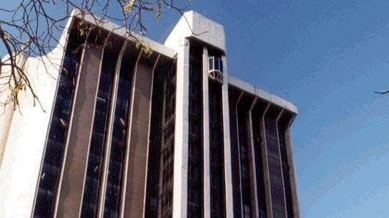 Foto 3 de 4: Comercial em leilão em Vitória - ES, bairro Centro Do Comercio De Cafe De Vitoria — Sala 1516  com 45m² cada do Edifício Palácio do Café,