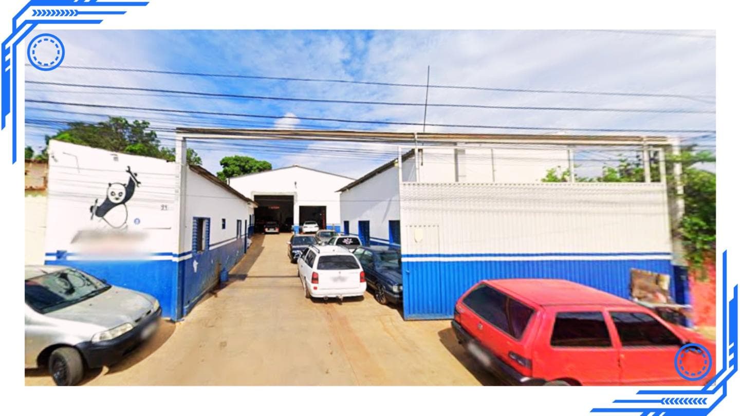 Comercial em leilão em Unaí - MG, bairro Capim Branco — LOTE DE 900M² COM EDIFICAÇÃO COMERCIAL NA RUA JOSÉ DO PATROCÍNIO EM UNAÍ MG