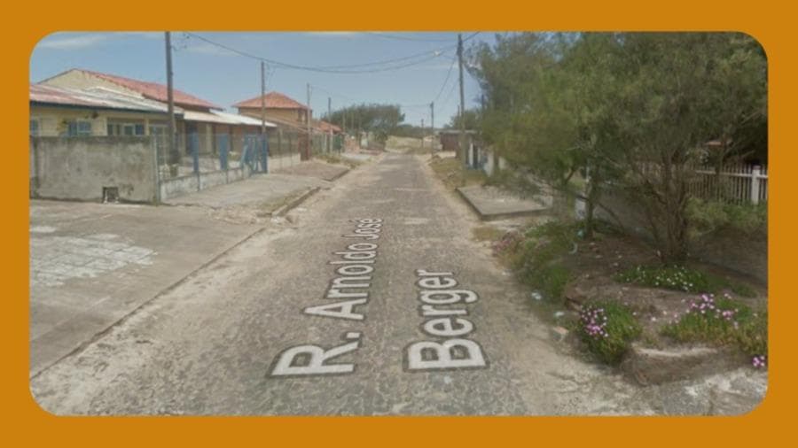 Foto 1 de 2: Imóvel em leilão em Cidreira - RS, bairro Centro — IMÓVEL NA RUA ARNOLDO JOSÉ BERGUER, N° 2008, CENTRO, CIDREIRA/RS.__