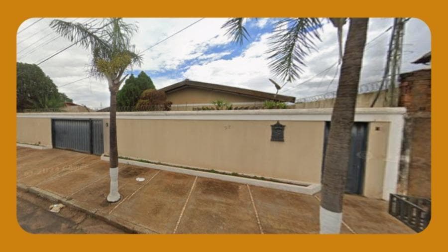 Foto 1 de 2: Imóvel em leilão em Barretos - SP, bairro Jardim Califórnia — IMÓVEL NA RUA HELY JARBAS SOUZA NOGUEIRA, N. 27, JARDIM CALIFÓRNIA, BARRETOS/SP, AREA DE TERRENO DE 1.100M², E ÁREA CONSTRUÍDA DE 344,60M².__