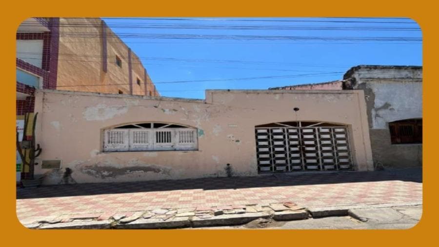 Foto 1 de 2: Casa em leilão em Barro - CE, bairro Centro — IMÓVEL RESIDENCIAL NA RUA FIRMINO TAVARES, N. 221, CENTRO, BARRO/CE.__