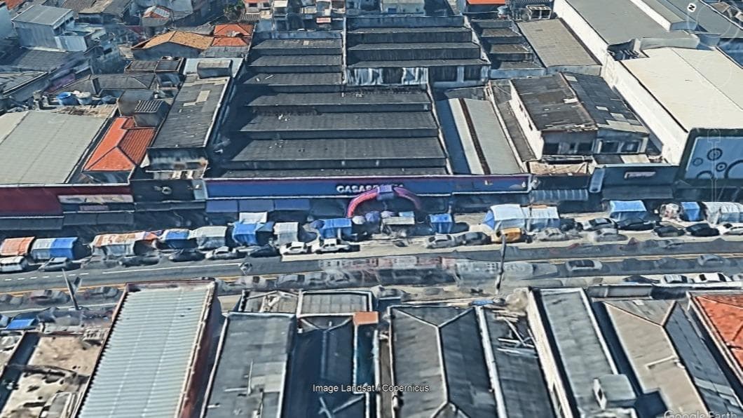 Foto 7 de 10: Comercial em leilão em São Paulo - SP, bairro Itaquera — Prédio e terreno de aprox. 3.730 m² de terreno (está fracionada em diversas matrículas), Av. Mateo Bei, 3083, São Matheus, Itaquera, São Paulo SP.