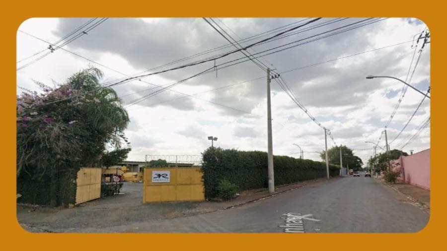 Foto 1 de 3: Terreno em leilão em Ribeirão Preto - SP, bairro Vila Brasil — UM TERRENO SITUADO NA CIDADE DE RIBEIRÃO PRETO/SP, CONSTITUÍDO PEIO LOTE N° 6 DA QUADRA N° 9 DA VILA BRASIL, COM FRENTE PARA A RUA ITANHAÉM, ÁREA TOTAL DE 363,00 M²__