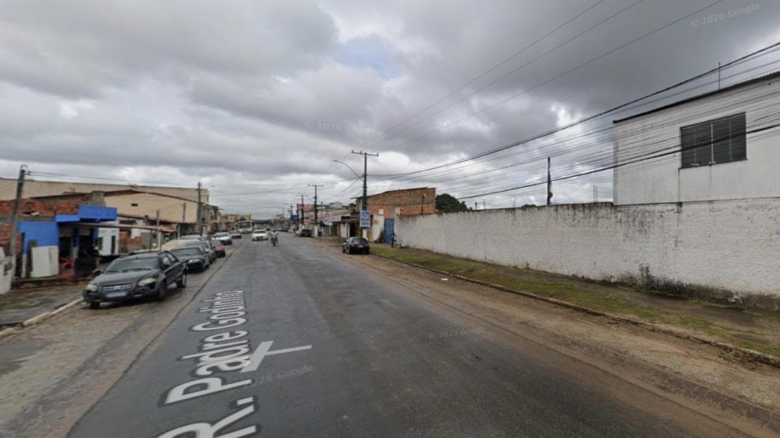 Foto 2 de 3: Terreno em leilão em Alagoinhas - BA, bairro Centro — Terreno, A.T.: 1.687m², Santa Terezinha, Alagoinhas/BA