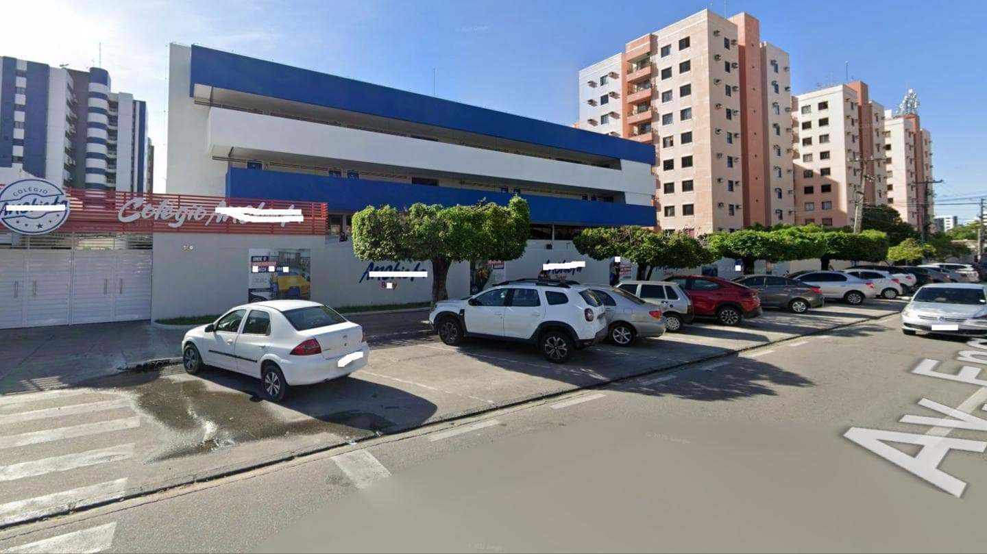 Comercial em leilão em Maceió - AL, bairro Jatiuca — EXCELENTE PRÉDIO COMERCIAL E DE ENSINO EM MACEIO - AL.