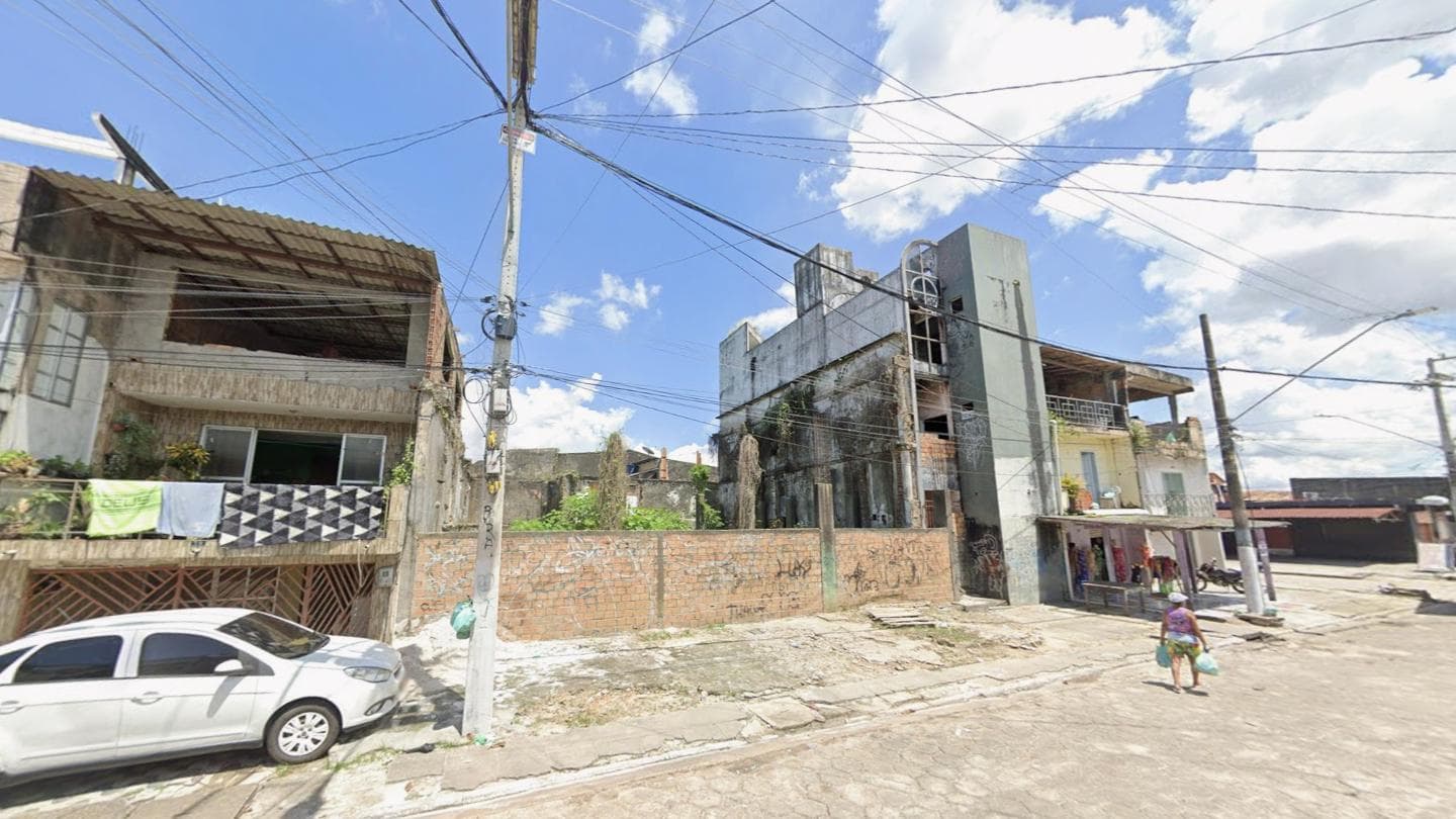 Foto 2 de 4: Comercial em leilão em Belém - PA, bairro Telégrafo — Prédio e terreno, Telégrafo, Belém/PA