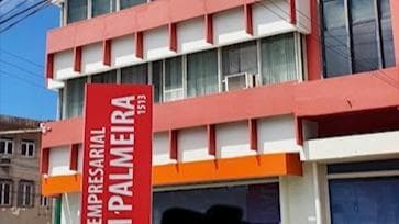 Foto 5 de 5: Apartamento em leilão em Maceió - AL, bairro Farol — UNIDADE DE COBERTURA, encravado no 7º andar do Edifício denominado CENTRO EMPRESARIAL RUY PALMEIRA, situado na Av. Fernandes Lima, nº 1513, no bairro do Farol - Maceió/AL.