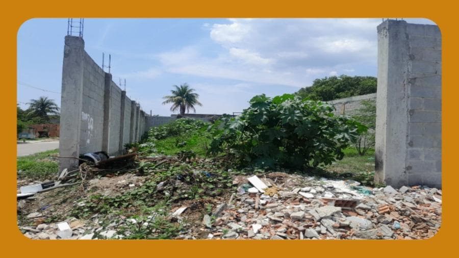 Foto 2 de 4: Terreno em leilão em Nova Iguaçu - RJ, bairro Rosa dos Ventos — LOTE DE TERRENO Nº 01 DA QUADRA Nº 21, NA RUA LONDRES, ESQUINA COM A RUA LISBOA, ROSA DOS VENTOS, NOVA IGUAÇU/RJ, TERRENO PLANO PARCIALMENTE MURADO COM A ÁREA DE 286,24M².__