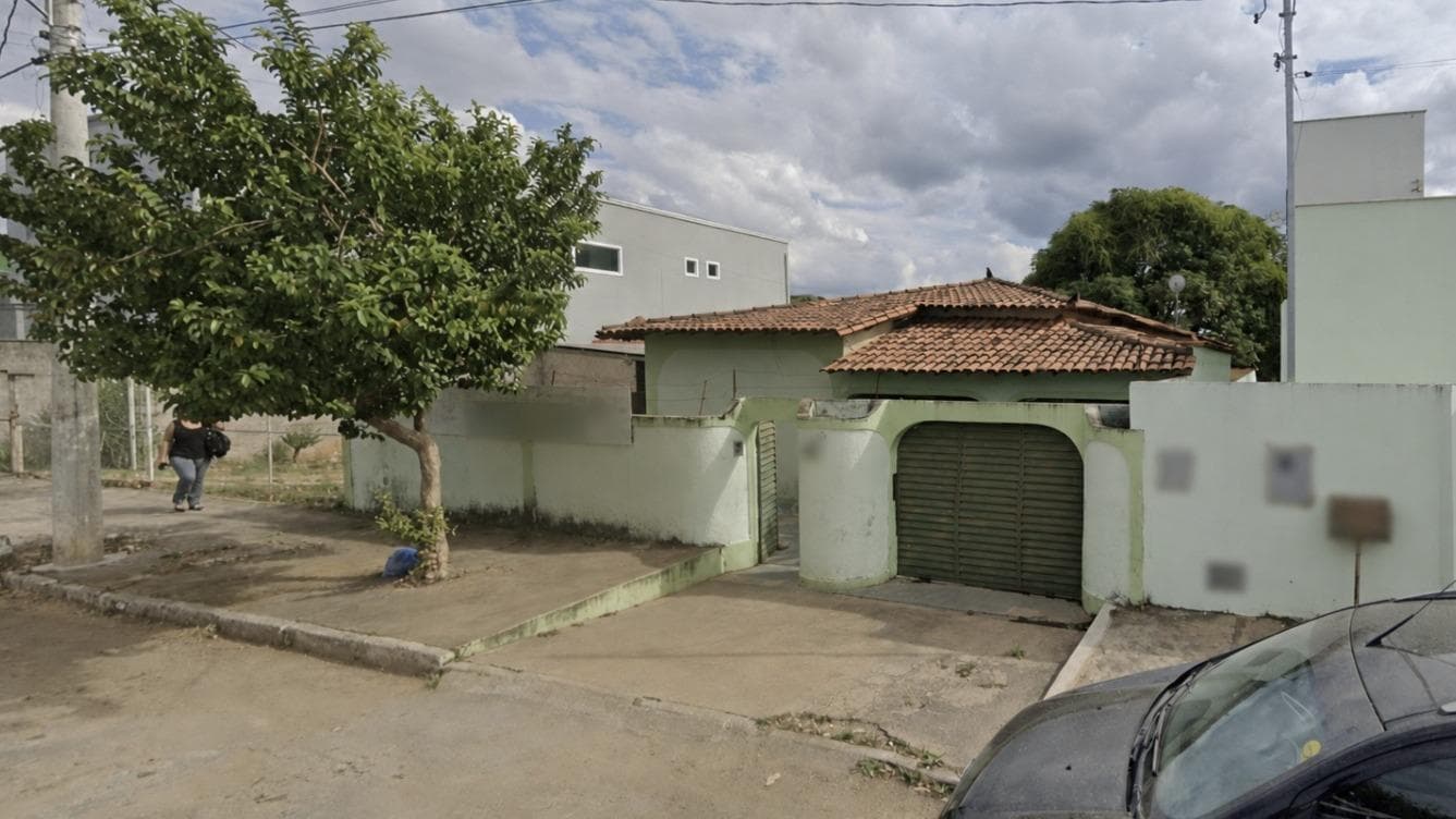 Foto 1 de 4: Casa em leilão em Sete Lagoas - MG, bairro Vapabucu — Casa, A.T.: 600m², Vapabucu, Sete Lagoas/MG