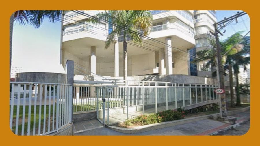 Foto 1 de 2: Apartamento em leilão em Vitória - ES, bairro Praia de Santa Helena — APARTAMENTO Nº 102 DO EDIFÍCIO SUMMER HILL, NA ALAMEDA HÉLIO COSTA FERRAZ, Nº 290, PRAIA DE SANTA HELENA, VITORIA/ES. POSSUI 4 VAGAS DE GARAGEM. COM ÁREA TOTAL DE 434,41M² E ÁREA CONSTRUÍDA DE 396,45M². __