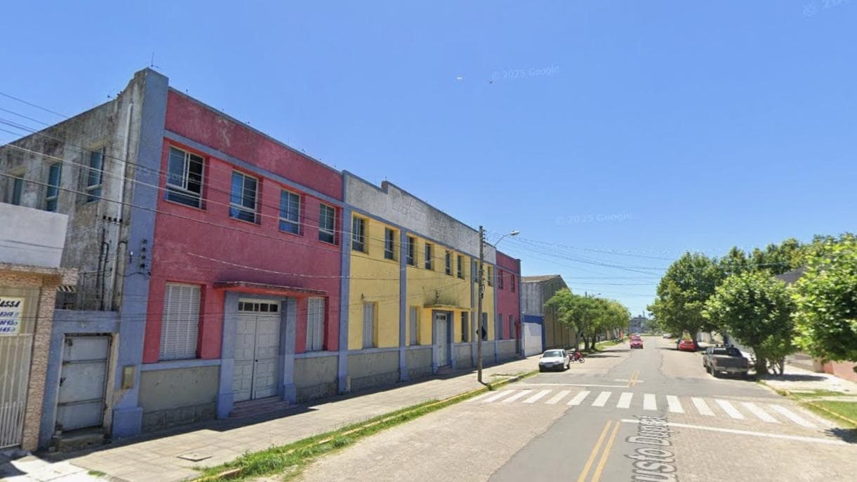 Foto 2 de 4: Comercial em leilão em Rio Grande - RS, bairro Cidade Nova — Imóvel Comercial, A.T.: 2.015m², A.C.: 2.062m², Cidade Nova, Rio Grande/RS