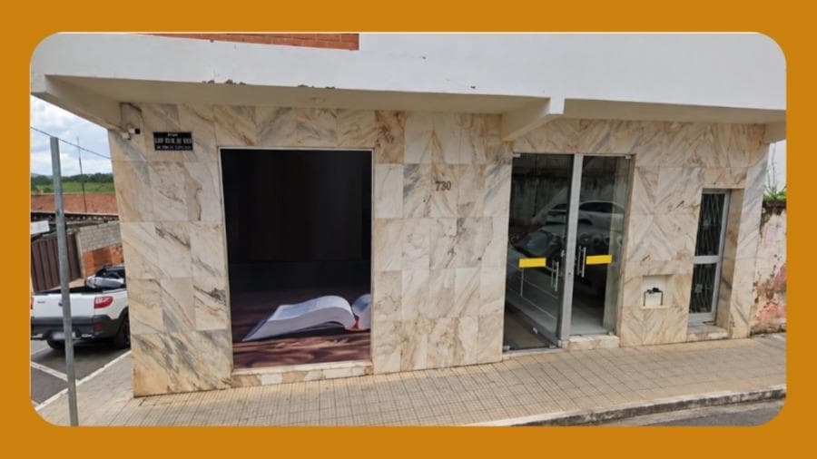 Foto 1 de 2: Comercial em leilão em Caldas - MG, bairro Centro — PARTE TERREA DO IMÓVEL NA RUA SENADOR BUENO DE PAIVA, Nº 730, CENTRO, CALDAS/MG. CONJUNTO CONTENDO 3 SALAS, COZINHA E BANHEIRO, COM ÁREA DE APROXIMADAMENTE 130M². __