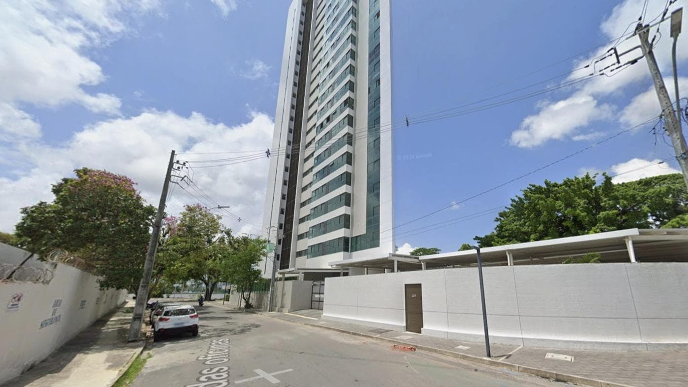 Foto 2 de 3: Apartamento em leilão em Recife - PE, bairro Pina — Apartamento, 268m², 4 suítes, 4 vagas, 19º andar, Pina, Recife/PE