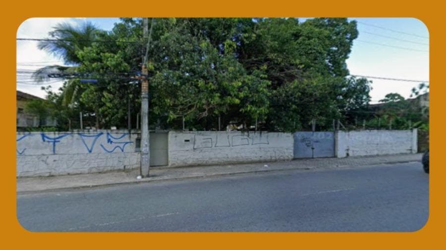 Foto 1 de 2: Casa em leilão em Recife - PE, bairro Areias — CASA E RESPECTIVO TERRENO, NA AVENIDA DR. JOSÉ RUFINO, 2393, AREIAS, RECIFE/PE. COM ÁREA EDIFICADA DE 202,50M² EM TERRENO QUE MEDE 3.181,30M² (SEGUNDO RGI).__