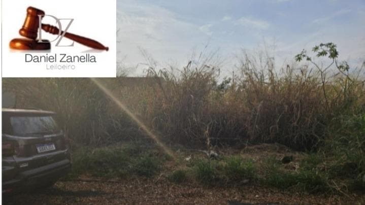 Terreno em leilão em Araraquara - SP — Imóvel situado à Avenida Edmundo Lupo s/n, Lote 17, Quadra 16, Jardim Morumbi, Araraquara/SP. Terreno sem construção