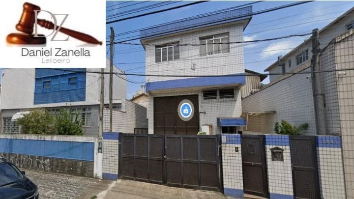 Comercial em leilão em Santos - SP — Conjunto nº 11, localizado no 1º Andar do Edifício Comercial Pellegrini, Rua Vereador Henrique Soler, 264 A, Ponta da Praia, Santos/SP.