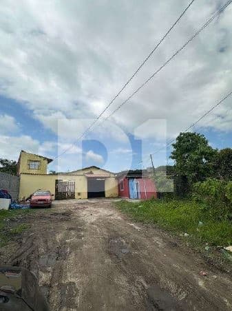 Foto 3 de 11: Casa em leilão em Itanhaém - SP — Jamaica (Interior) - Itanhaém - SP - Casa - 100,00 m² (a.c.) e 250,00 m² (a.t.)