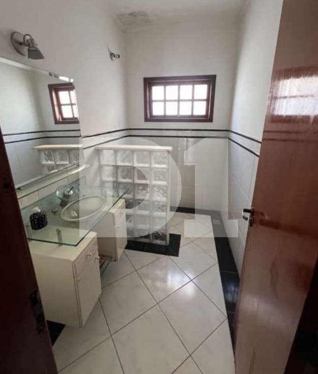 Foto 44 de 44: Casa em leilão em Vinhedo - SP — Vista Alegre - Vinhedo - SP - Casa em condominio - 820,00 m² (a.c.) e 800,00 m² (a.t.)
