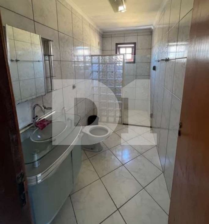 Foto 25 de 44: Casa em leilão em Vinhedo - SP — Vista Alegre - Vinhedo - SP - Casa em condominio - 820,00 m² (a.c.) e 800,00 m² (a.t.)