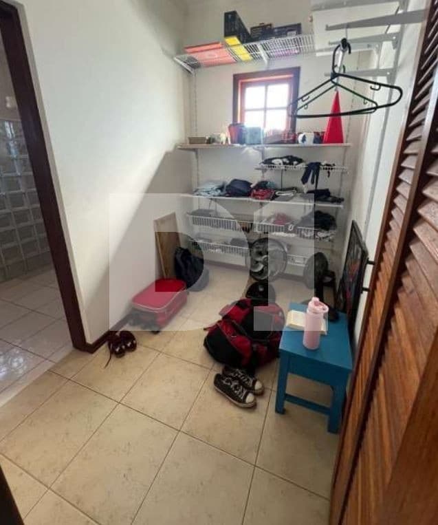 Foto 34 de 44: Casa em leilão em Vinhedo - SP — Vista Alegre - Vinhedo - SP - Casa em condominio - 820,00 m² (a.c.) e 800,00 m² (a.t.)