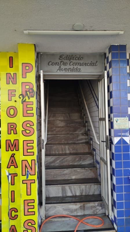Foto 1 de 13: Comercial em leilão em Guarapari - ES — LOTE 020 Sala Comercial - Guarapari-ES