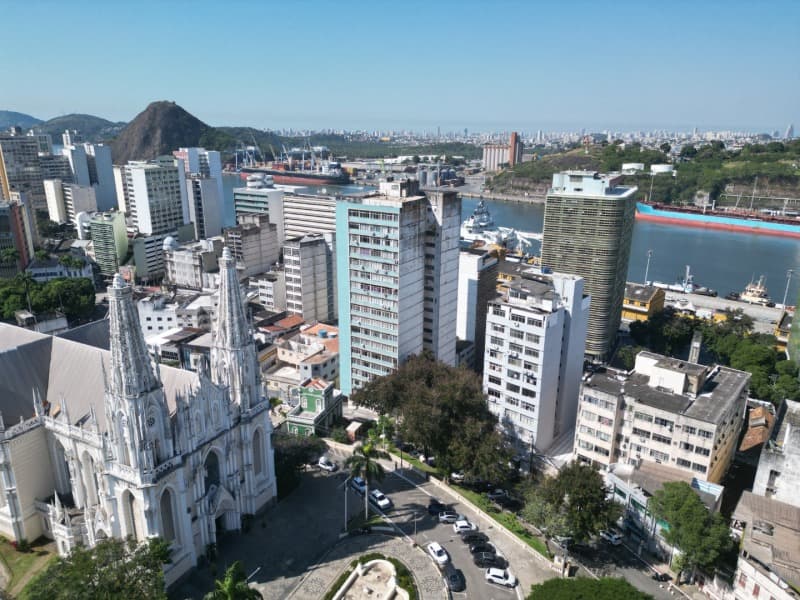 Foto 9 de 11: Comercial em leilão em Vitória - ES — LOTE 039 Loja Comercial - Vitoria-ES