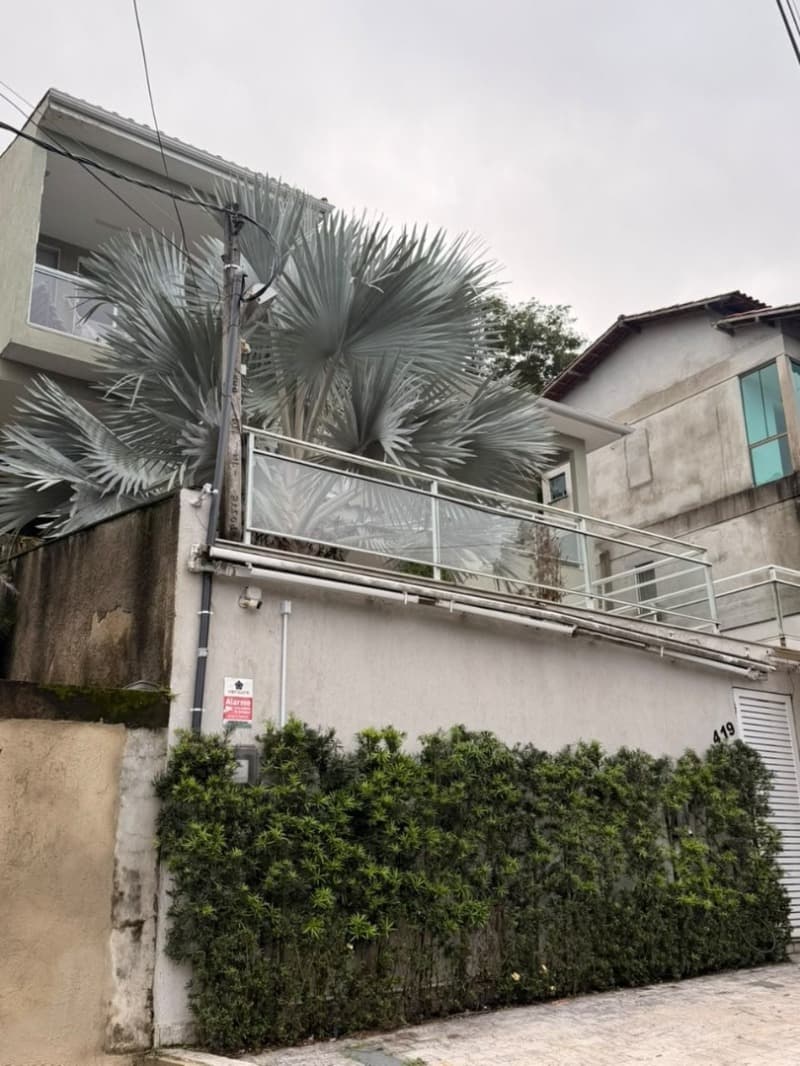 Foto 10 de 11: Terreno em leilão em Niterói - RJ, bairro Maravista — LOTE 001 Lote com construção