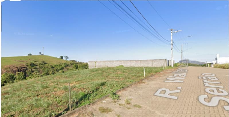 Foto 3 de 3: Terreno em leilão em Iconha - ES, bairro Itacuruçá — LOTE 001 Uma casa e dois lotes