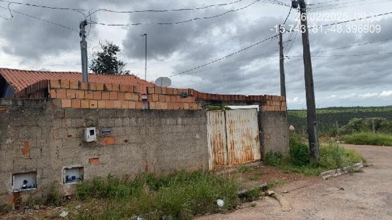 Casa em leilão em Cocalzinho De Goiás - GO — LOTE 057 Casa com 47,5M² de Área Privativa em COCALZINHO DE GOIAS/GO