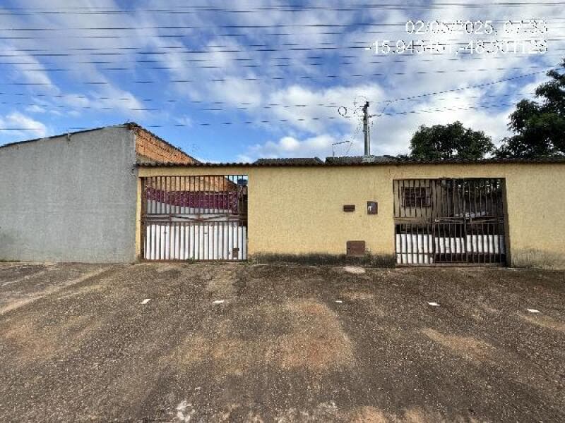 Casa em leilão em Santo Antônio Do Descoberto - GO — LOTE 075 Casa com 63M² de Área Privativa em SANTO ANTONIO DO DESCOBERTO/GO
