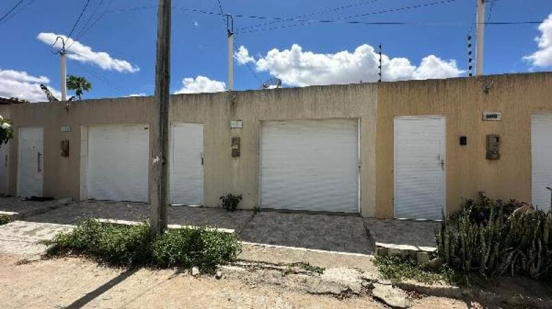 Casa em leilão em Santa Cruz Do Capibaribe - PE — LOTE 177 Casa com 68,1M² de Área Privativa em SANTA CRUZ DO CAPIBARIBE/PE