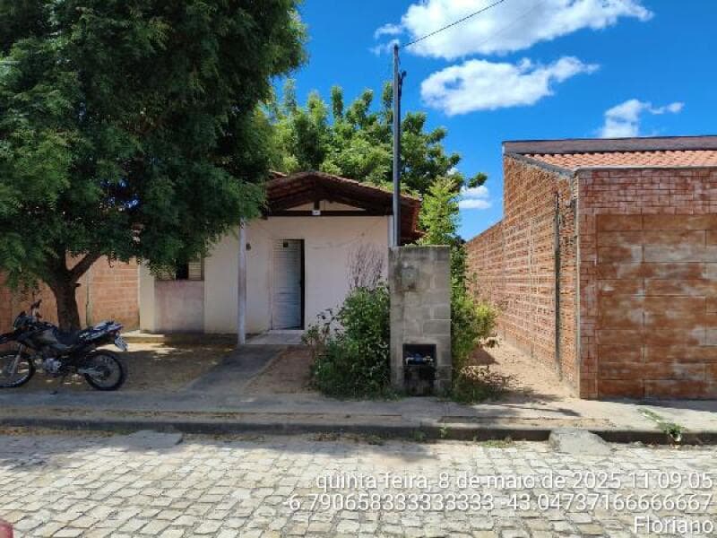 Casa em leilão em Floriano - PI — LOTE 183 Casa com 49,1M² de Área Privativa em FLORIANO/PI