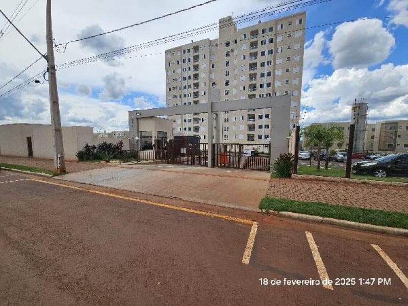Foto 1 de 3: Apartamento em leilão em Londrina - PR — LOTE 221 Apartamento com 43,6M² de Área Privativa em LONDRINA/PR