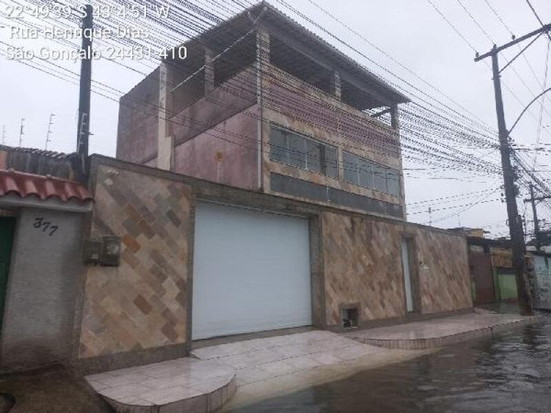Casa em leilão em São Gonçalo - RJ — LOTE 298 Casa com 204M² de Área Privativa em SAO GONCALO/RJ