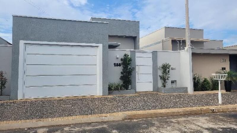Casa em leilão em Santa Rita Do Passa Quatro - SP — LOTE 444 Casa com 87,61M² de Área Privativa em SANTA RITA DO PASSA QUATRO/SP
