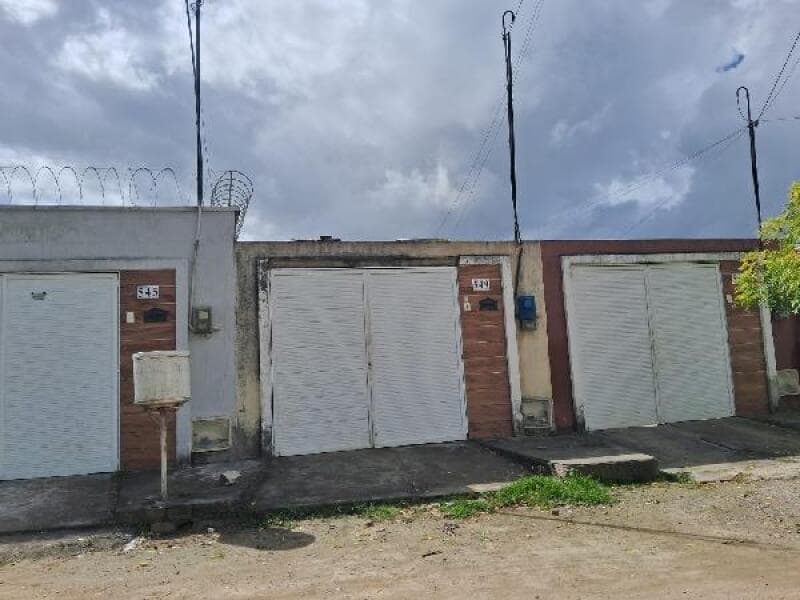 Casa em leilão em Pacatuba - CE — LOTE 032 Casa, com 60,25m2 de área privativa, em PACATUBA / CE